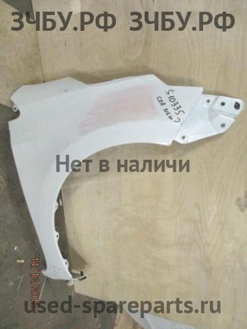 Toyota Corolla (E16 - E17) Крыло переднее правое