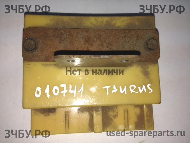 Ford Taurus 1 Блок электронный