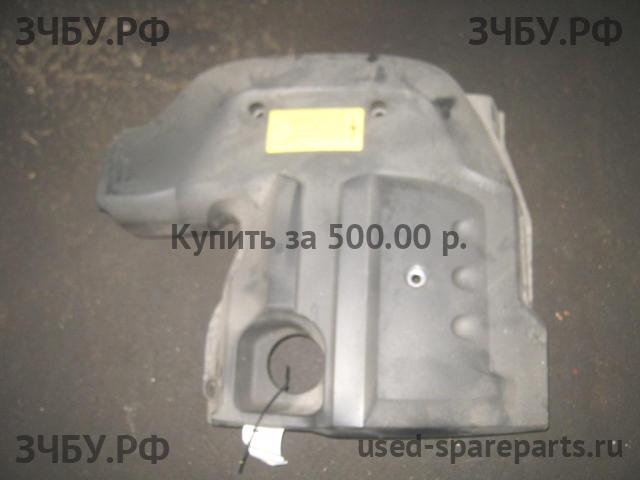 Chevrolet Niva Кожух двигателя (накладка, крышка на двигатель)