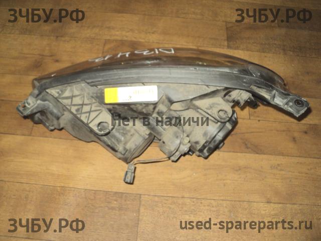 Nissan Qashqai (J10) Фара правая