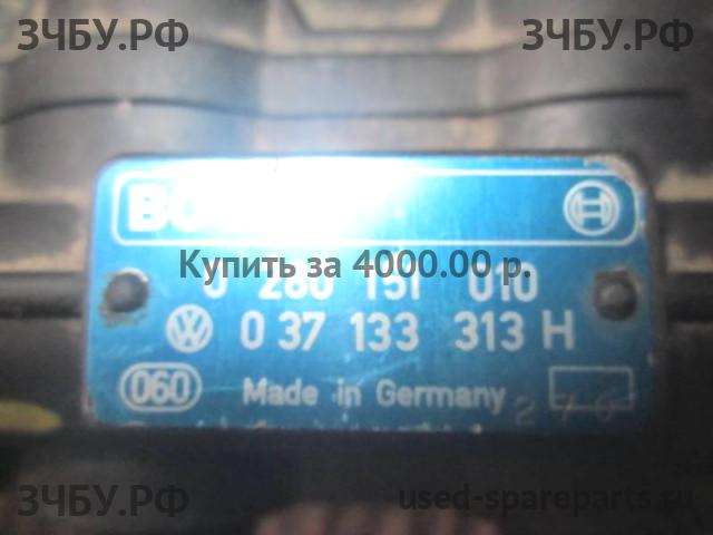 Volkswagen Passat B3 Рейка топливная (рампа)