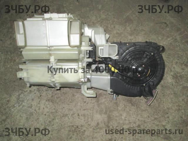 Toyota Highlander 1 Корпус отопителя (корпус печки)