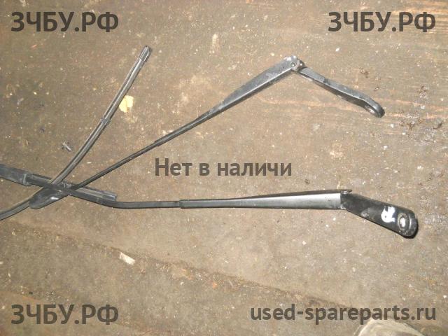Renault Fluence Поводок стеклоочистителя передний