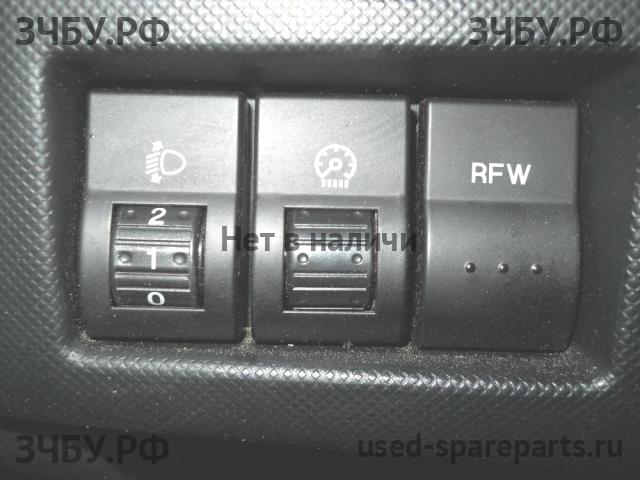 Mazda BT-50 (1) Кнопка