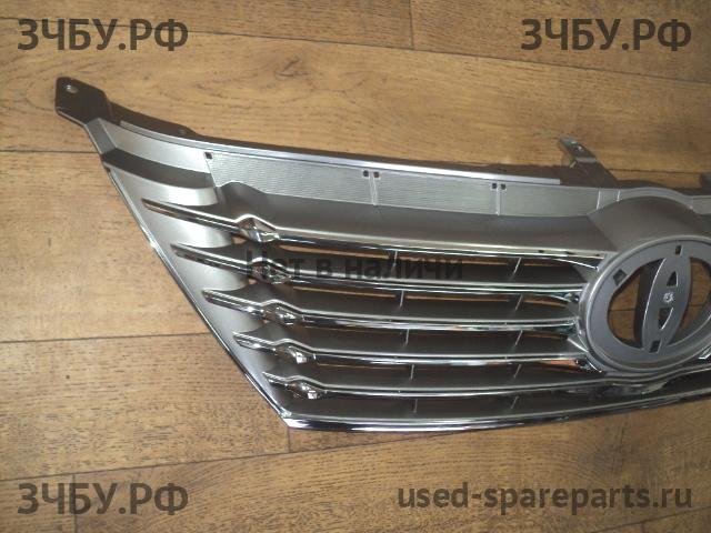 Toyota Camry 7 (V50) Решетка радиатора