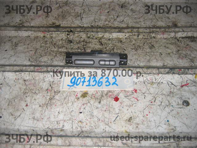 Honda Civic 8 (4D) Кнопка