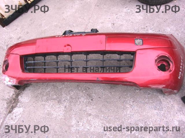Nissan Note 1 (E11) Бампер передний