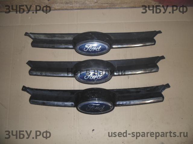 Ford Focus 3 Решетка радиатора