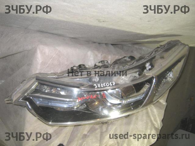 Honda Accord 8 Фара левая