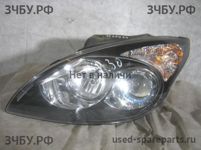 Hyundai i30 (1) [FD] Фара левая