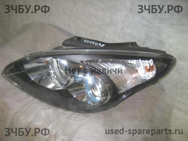 Hyundai i30 (1) [FD] Фара левая