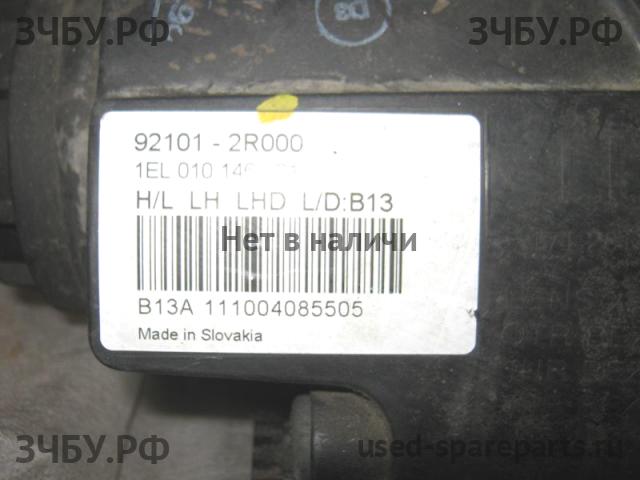 Hyundai i30 (1) [FD] Фара левая