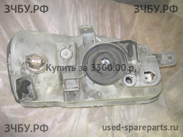 Hyundai Accent 2 Фара левая