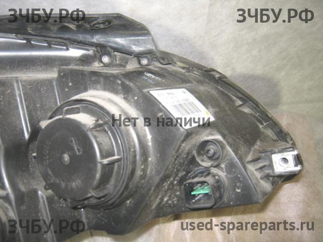 Hyundai i30 (1) [FD] Фара левая