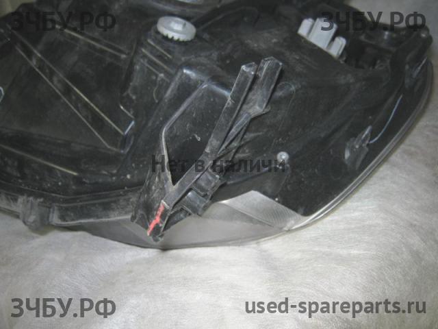 Honda Pilot (2) Фара правая