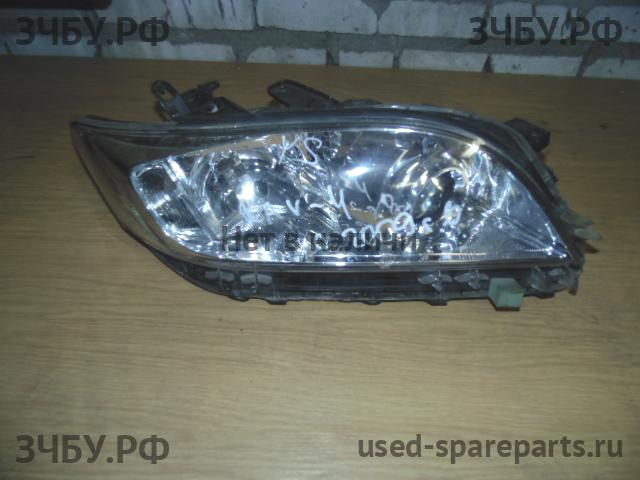 Toyota RAV 4 (3) Фара правая