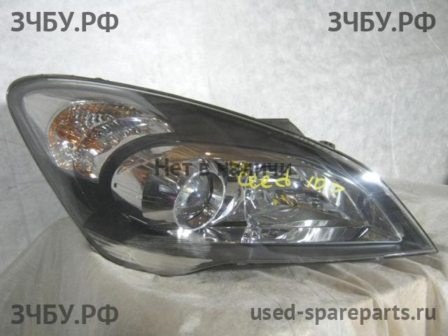 KIA Ceed 1 Фара правая