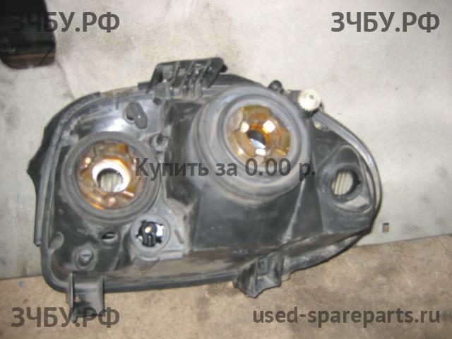 Renault Clio 1 Фара правая