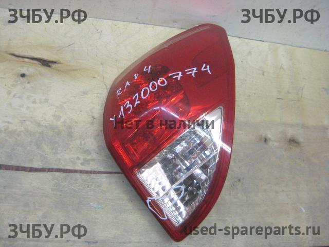Toyota RAV 4 (3) Фонарь правый