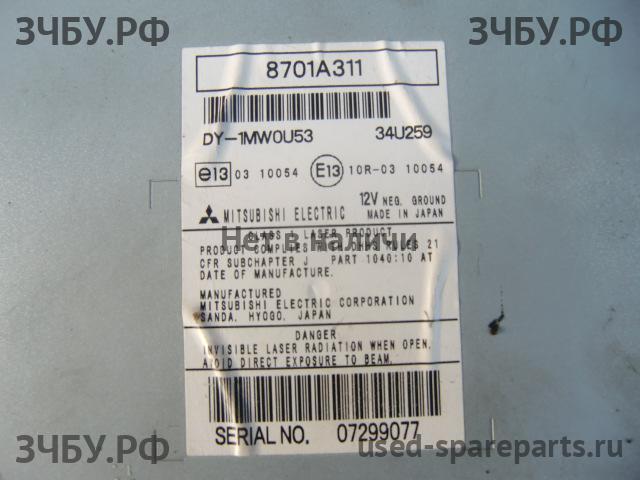 Mitsubishi Pajero/Montero 4 Магнитола