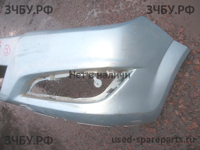 Opel Astra H Бампер передний