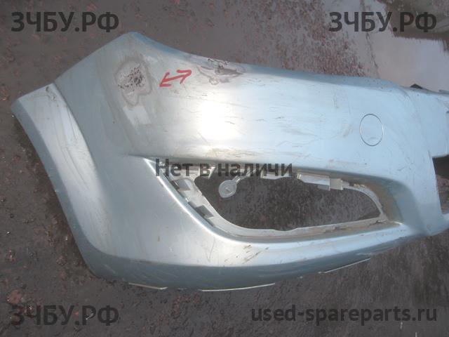 Opel Astra H Бампер передний