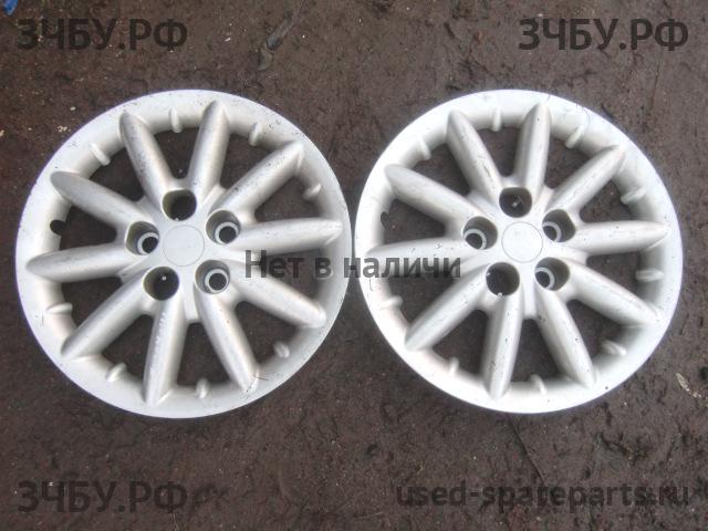 Dodge Intrepid 2 Колпак колеса декоративный