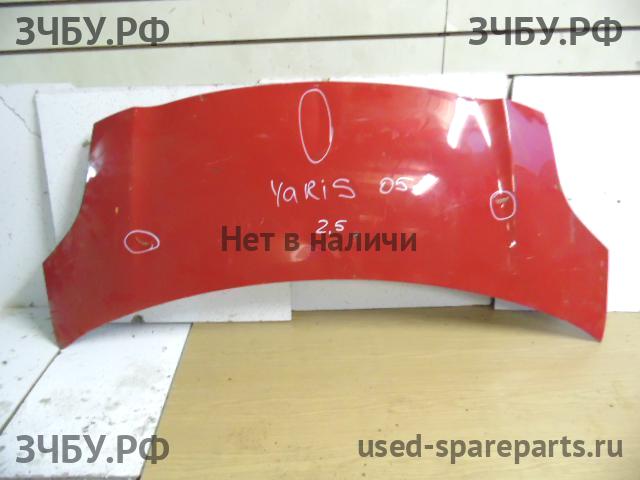 Toyota Yaris 2 Капот
