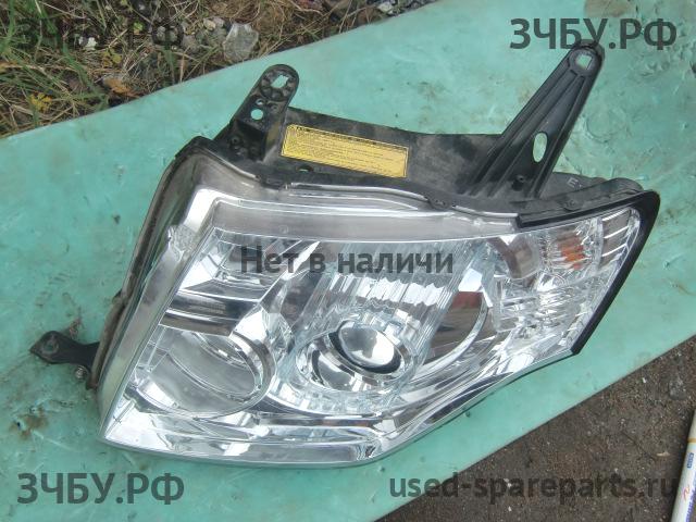 Mitsubishi Pajero/Montero 4 Фара левая