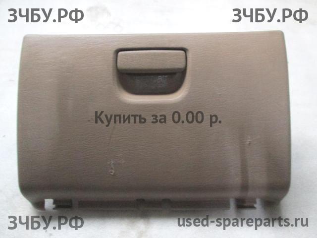 Chrysler Voyager/Caravan 4 Бардачок
