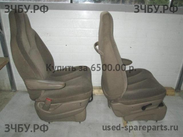 Chrysler Voyager/Caravan 4 Сиденья (комплект)
