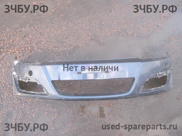 Opel Astra H Бампер передний