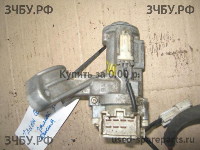 Toyota Camry 3 Замок зажигания