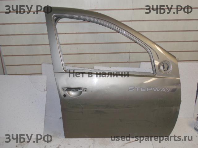 Renault Sandero 1 Дверь передняя правая