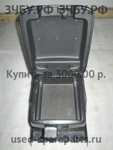 Mitsubishi Pajero/Montero 4 Консоль между сиденьями (Подлокотник)