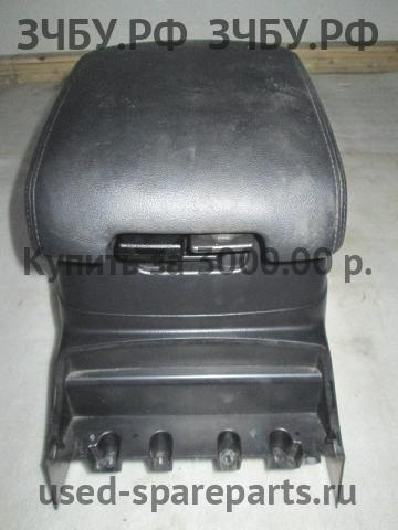 Mitsubishi Pajero/Montero 4 Консоль между сиденьями (Подлокотник)