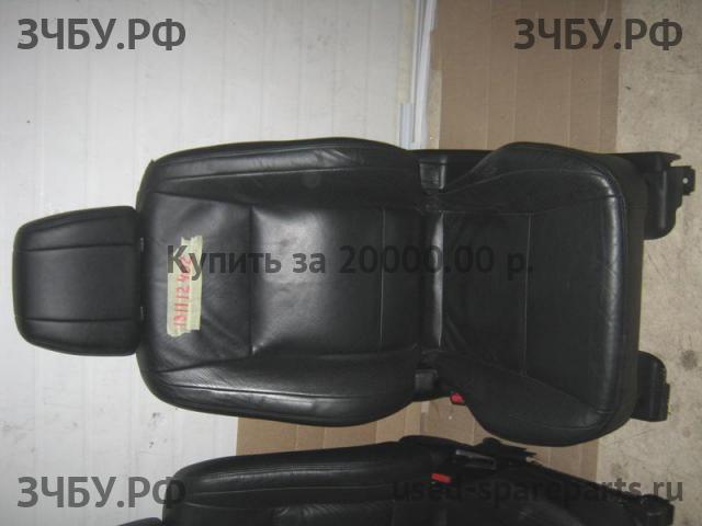 Mitsubishi Pajero/Montero 4 Сиденья (комплект)