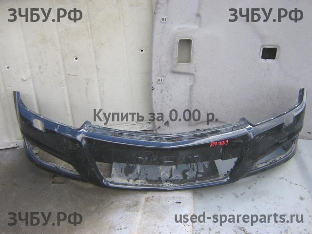 Opel Astra H Бампер передний