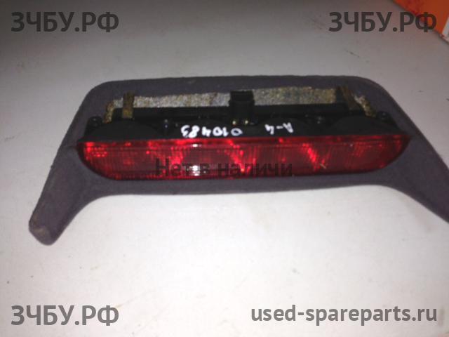 Audi A8 (1) [D2] Фонарь задний (стоп сигнал)