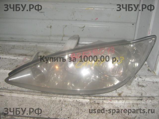 Toyota Camry 5 (V30) Фара левая