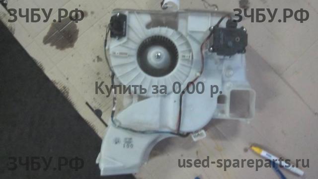 Mitsubishi Pajero/Montero 4 Корпус отопителя (корпус печки)
