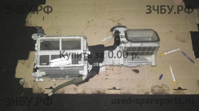 Mitsubishi Pajero/Montero 4 Корпус отопителя (корпус печки)