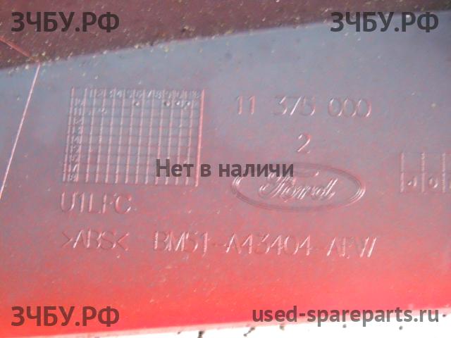 Ford Focus 3 Накладка на дверь багажника
