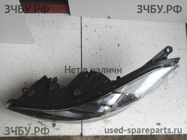 Hyundai Elantra 3 Фара левая