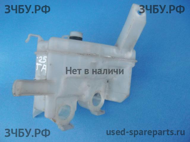Toyota Auris 1 (E150) Бачок омывателя лобового стекла