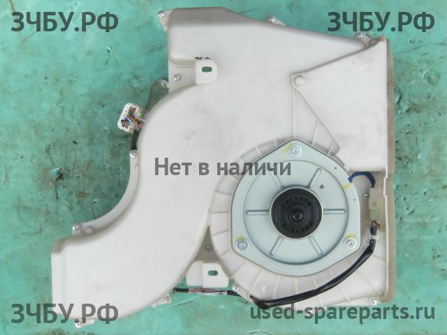 Mitsubishi Pajero/Montero 4 Корпус отопителя (корпус печки)