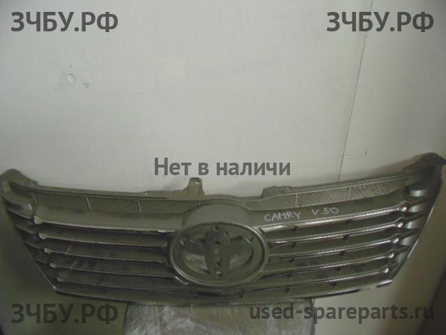 Toyota Camry 7 (V50) Решетка радиатора
