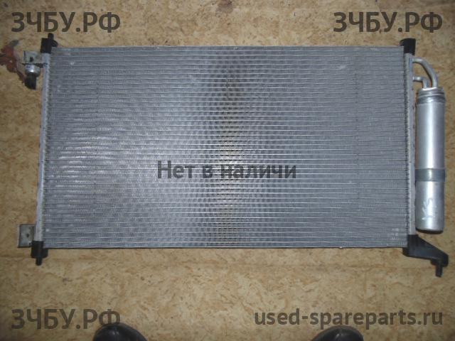 Nissan Tiida 1 Радиатор кондиционера