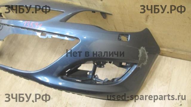 Opel Astra J Бампер передний