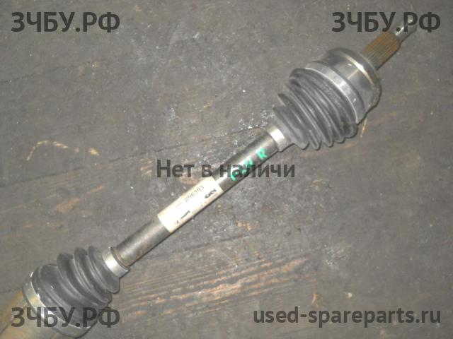 Renault Fluence Полуось передняя правая